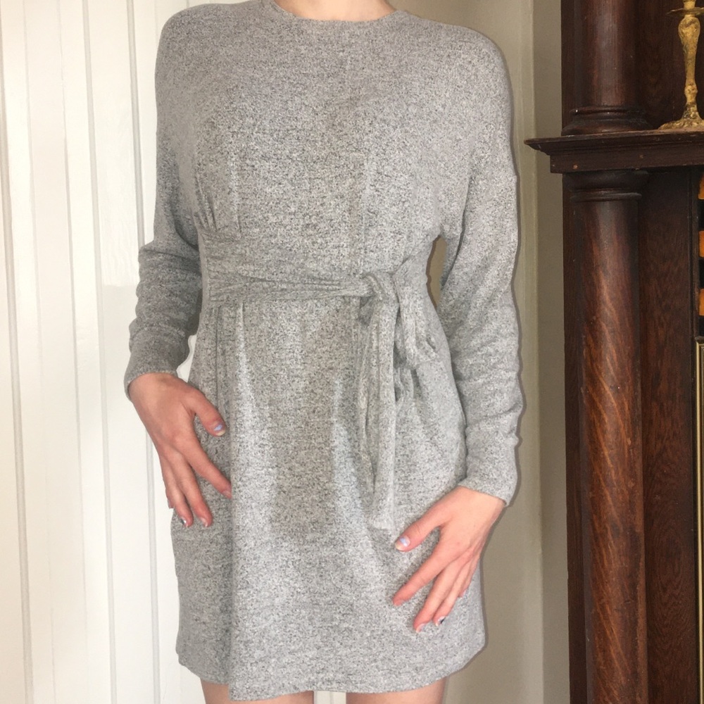 Topshop Tie-Waist Mini Sweater Dress Size 4/S